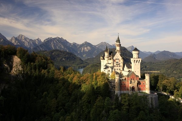 Zámek Neuschwanstein, Autor: Ondřej Prosický | NaturePhoto.cz, Model: Canon EOS 5D Mark II, Objektiv: Canon EF 17-40mm f/4 L USM, Ohnisková vzdálenost (EQ35mm): 40 mm, stativ Gitzo, Clona: 13, Doba expozice: 1/10 s, ISO: 100, Kompenzace expozice: -2/3, Blesk: Ne, Vytvořeno: 25. září 2011 4:03:50, Schloss Neuschwanstein (Německo)